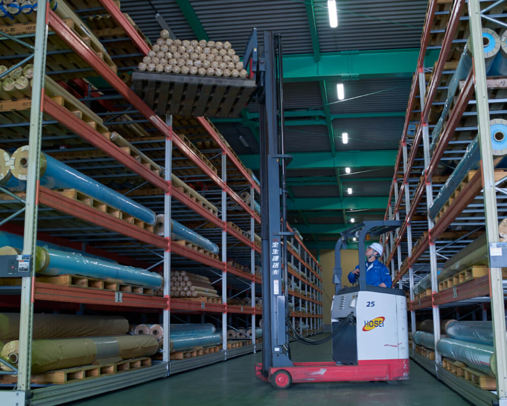 中村哲幸運転席にて